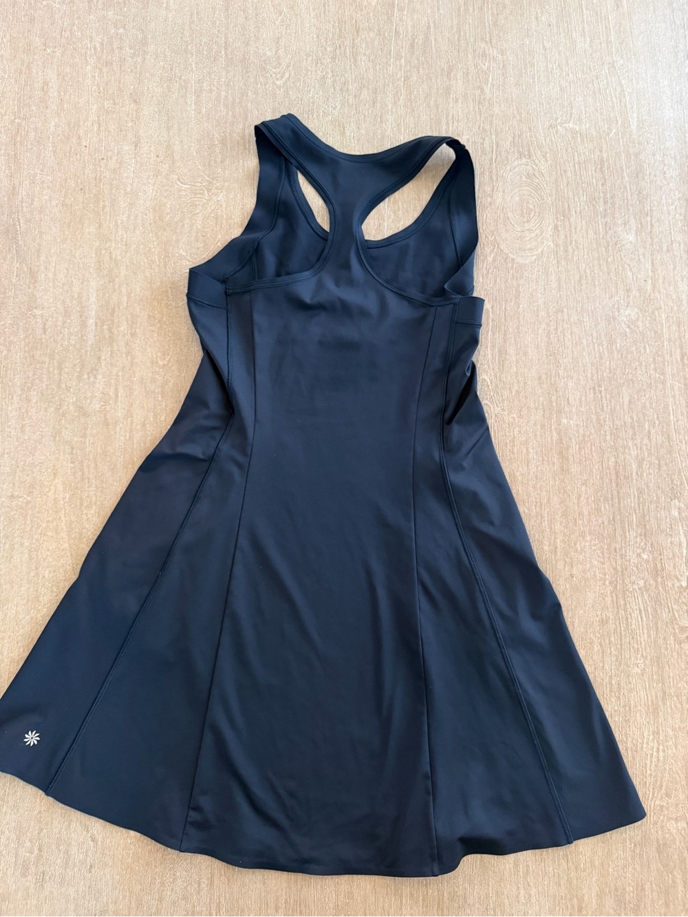 Athleta Levitate Dress Black Racerback Athletic Dress Zip Pockets Women’s Small - Picture 4 of 4